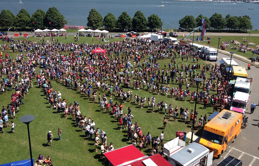 Food truck catering for college graduations and school events in Florida